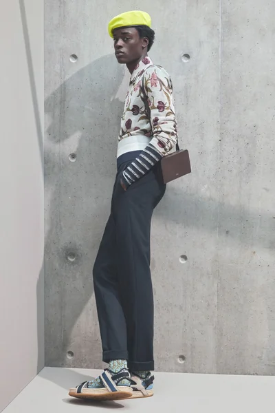 Look 22
